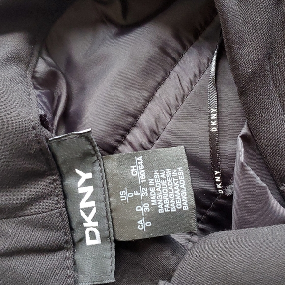 DKNY office attire - sz. 0 - Picture 7 of 8